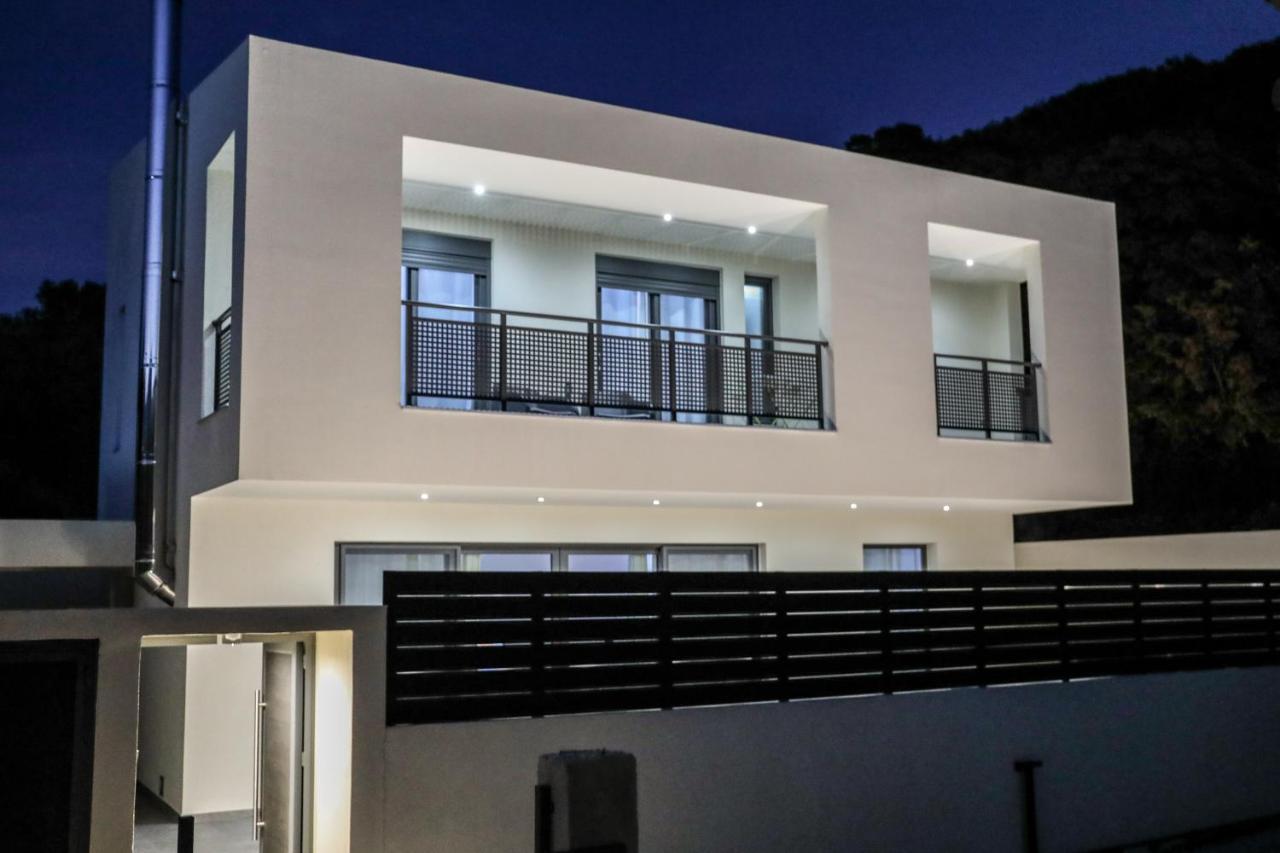 Luxury Villa Seven สเกียธอสทาวน์ ภายนอก รูปภาพ